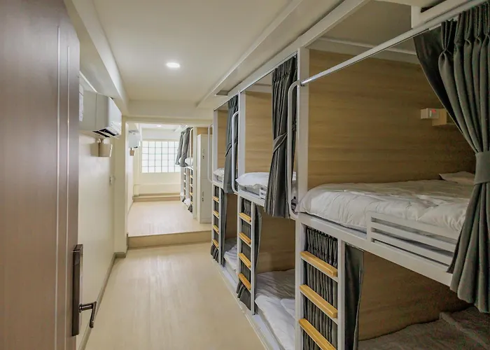 Reezq Hostel