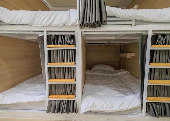 Hostel Reezq