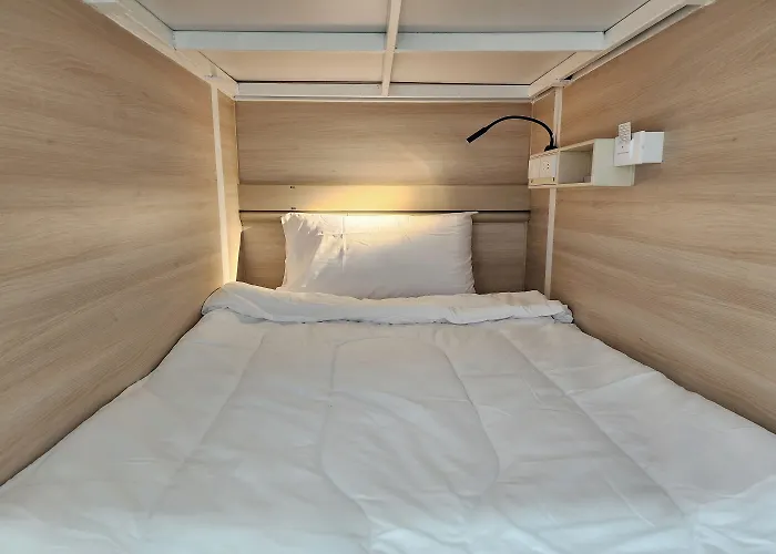 Reezq Hostel